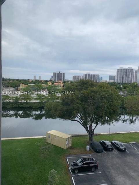 3475 N Country Club Dr 615, Aventura FL - photo 10 of 25