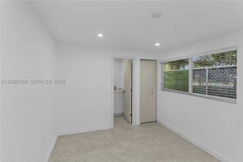 2144 NW 89th Ter, Miami FL - photo 6 of 15