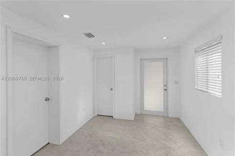 2144 NW 89th Ter, Miami FL - photo 7 of 15