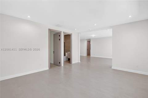 6853 S Waterway Dr, Miami FL - photo 16 of 42