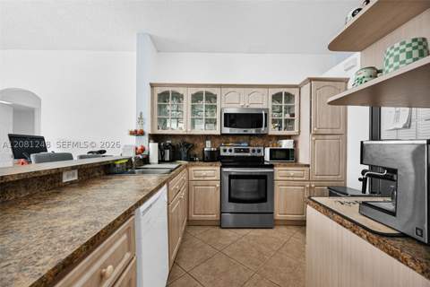 17384 SW 138th Ct, Miami FL - photo 9 of 40