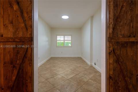 20425 SW 319th St, Homestead FL - photo 6 of 36