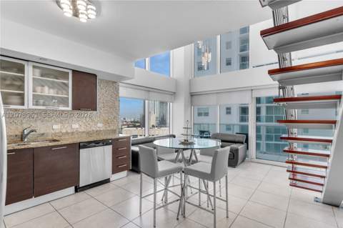 41 SE 5th St 1117, Miami FL - photo 13 of 35