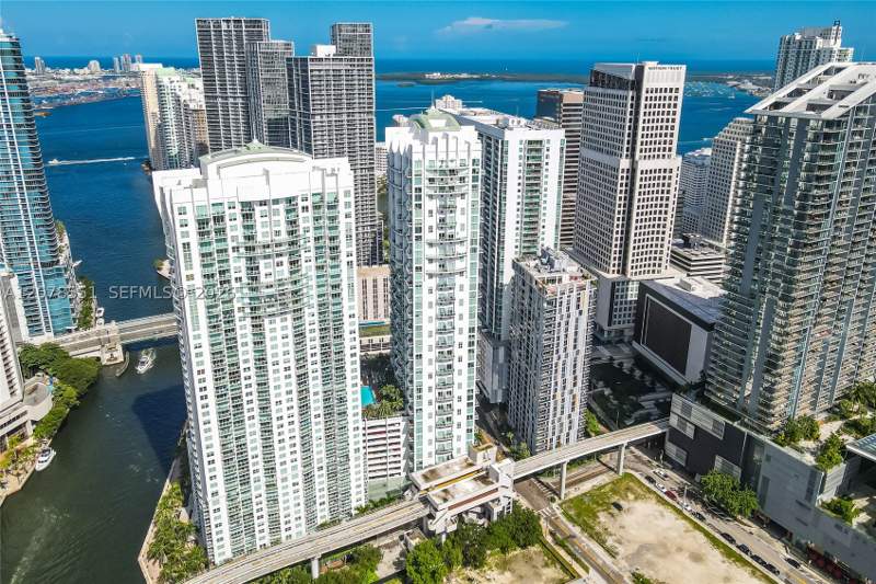 2 bedroom Condominium at 41 SE 5th St 1117, Brickell On The River S T, Miami — photo 3