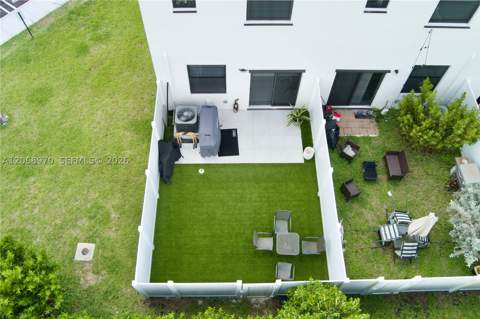 11410 W 34th Way, Hialeah FL - photo 17 of 27