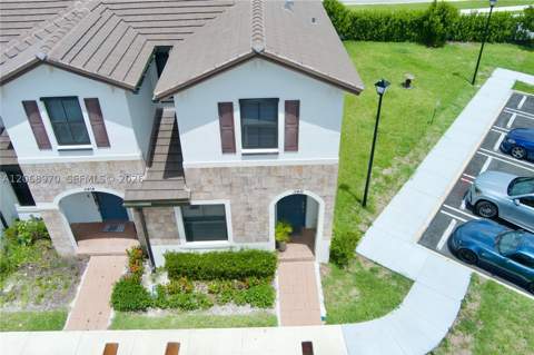 11410 W 34th Way, Hialeah FL - photo 19 of 27