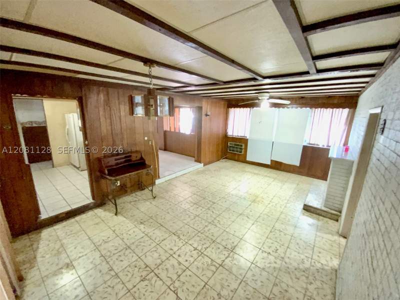 3 bedroom SingleFamilyResidence at 651 Jann Ave, Curtiss Park, Opa Locka — photo 5