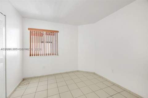 8421 SW 209th St 8421, Cutler Bay FL - photo 11 of 18