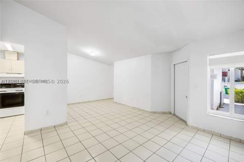 8421 SW 209th St 8421, Cutler Bay FL - photo 13 of 18