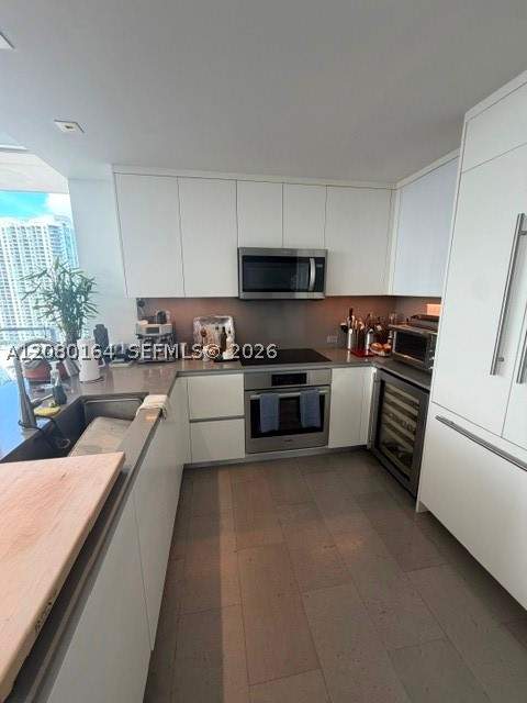 68 SE 6th St 1912, Miami FL - photo 9 of 14
