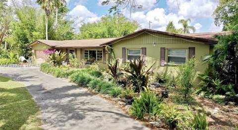 22700 SW 199th Ave, Miami FL - photo 8 of 15