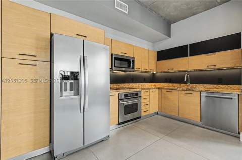2275 Biscayne Blvd 1004, Miami FL - photo 8 of 30