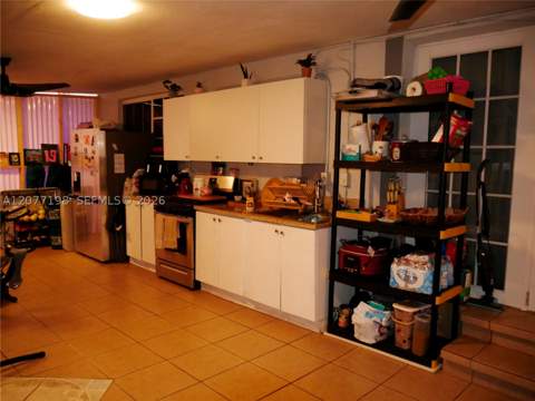2955 NW 102nd St, Miami FL - photo 9 of 17
