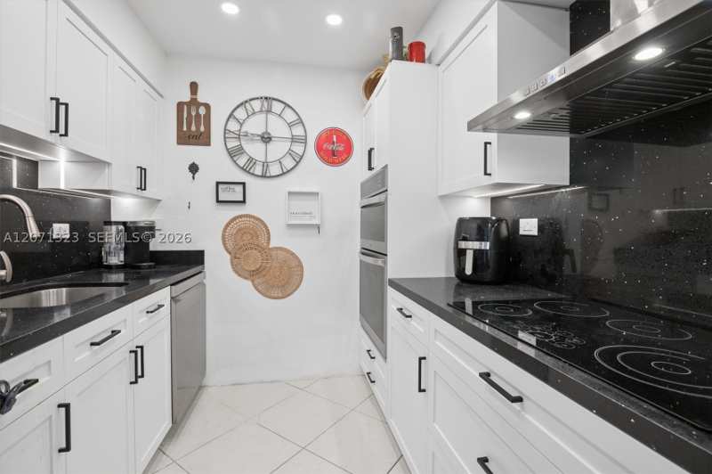 2 bedroom Condominium at 20355 NE 34th Ct 724, Delvista Towers Condo, Aventura — photo 1