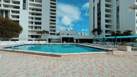 20355 NE 34th Ct 724, Aventura FL - photo 23 of 35