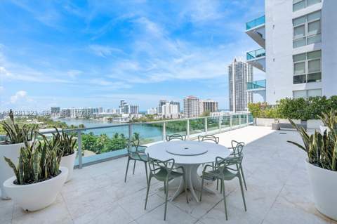 201 Aqua Ave 801, Miami Beach FL - photo 19 of 23