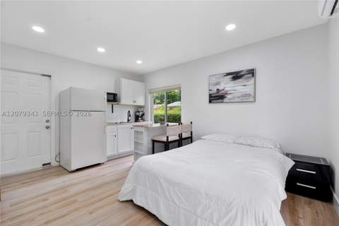944 NW 47th St, Miami FL - photo 18 of 24