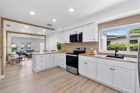 944 NW 47th St, Miami FL - photo 8 of 24