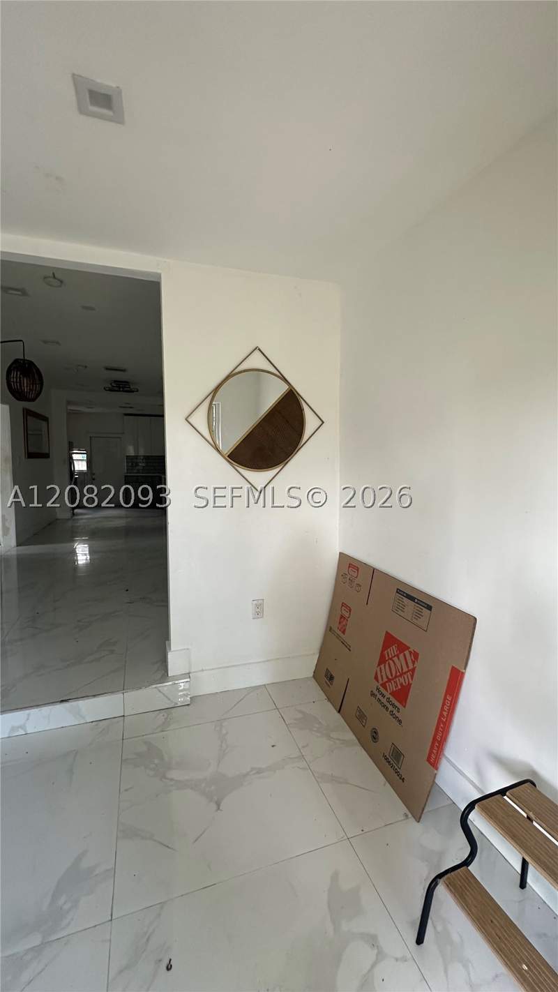 2 bedroom SingleFamilyResidence at 2228 SW 58th Ct, Coral Way Sec C, Miami — photo 3