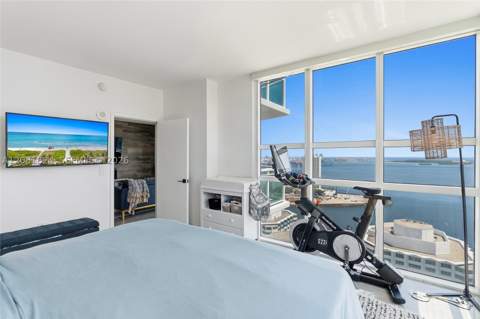 950 Brickell Bay Dr 3111, Miami FL - photo 10 of 46
