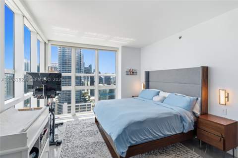 950 Brickell Bay Dr 3111, Miami FL - photo 8 of 46