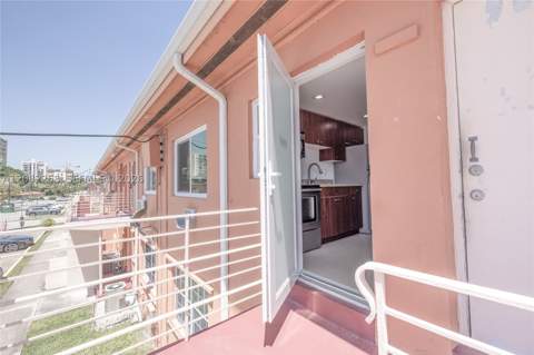 3550 SW 9th Ter 8B, Miami FL - photo 16 of 17