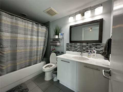 92 SW 3rd St 3501, Miami FL - photo 17 of 23