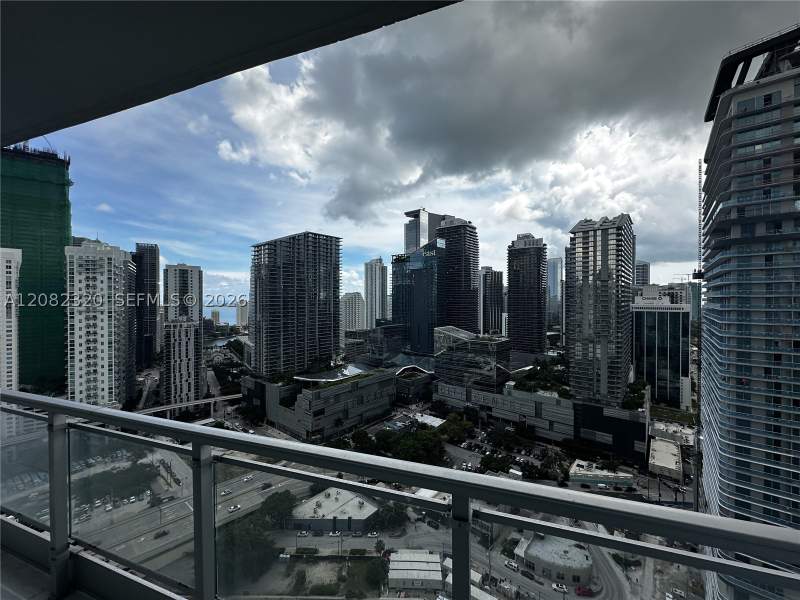 3 bedroom Condominium at 92 SW 3rd St 3501, Mint Condo, Miami — photo 3