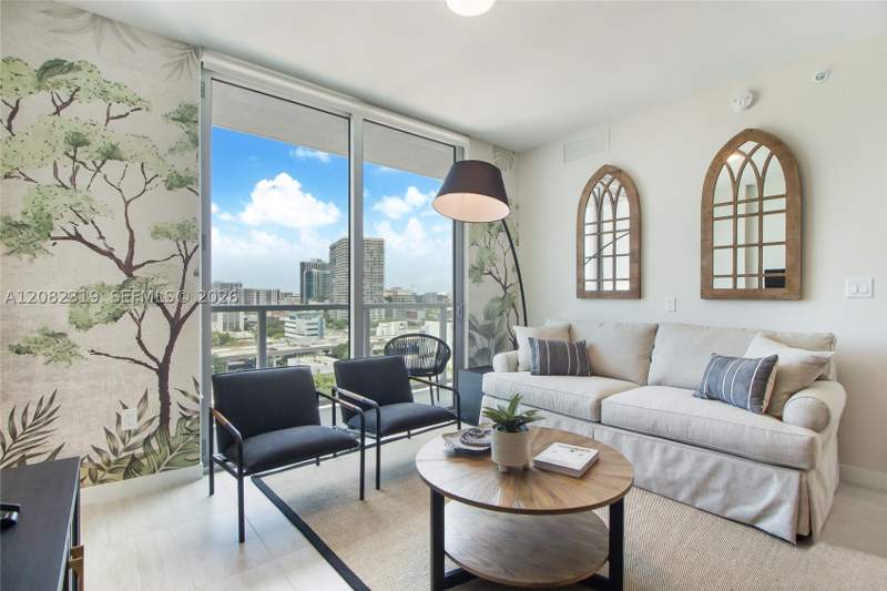 1 bedroom Condominium at 3900 Biscayne Blvd S-1108, Quadro Condo, Miami — photo 2