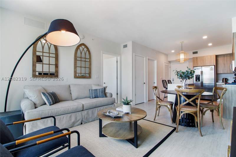 1 bedroom Condominium at 3900 Biscayne Blvd S-1108, Quadro Condo, Miami — photo 4