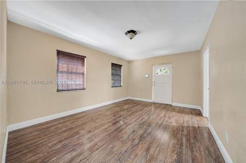6401 SW 63rd Ct, South Miami FL - photo 9 of 28