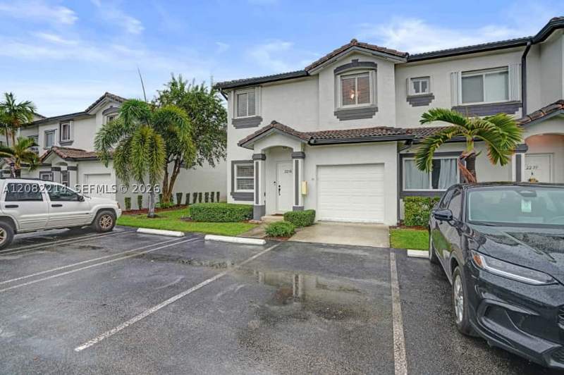 4 bedroom Townhouse at 2238 SE 26th lane 2238, Towngate Condo, Homestead — photo 3