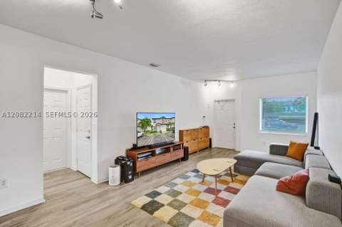 2238 SE 26th lane 2238, Homestead FL - photo 8 of 40
