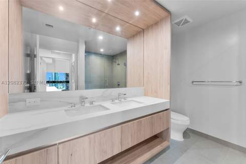 11 NE 6th St 2209, Miami FL - photo 13 of 38