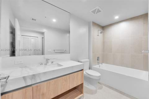 11 NE 6th St 2209, Miami FL - photo 22 of 38