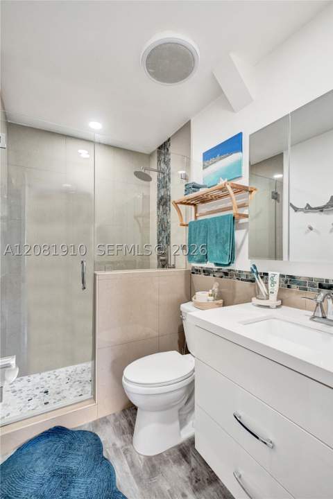 195 Sunrise Dr 7, Key Biscayne FL - photo 12 of 39