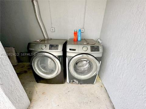 18155 SW 105th Ave, Miami FL - photo 11 of 15