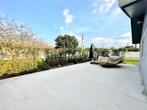 18155 SW 105th Ave, Miami FL - photo 12 of 15