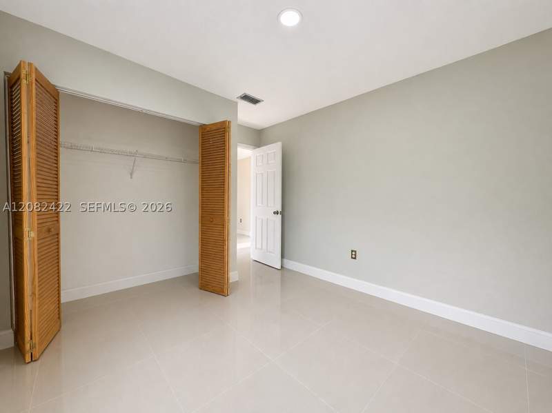 4 bedroom SingleFamilyResidence at 18155 SW 105th Ave, West Perrine Sub, Miami — photo 5