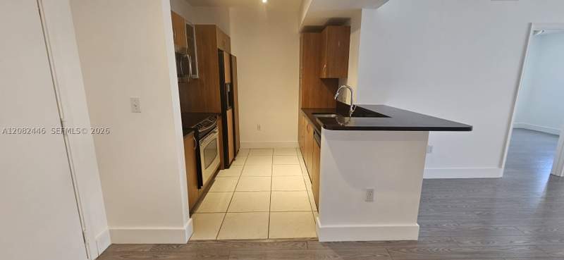 2 bedroom Condominium at 2775 NE 187th St 424, Venture At Aventura West, Aventura — photo 2