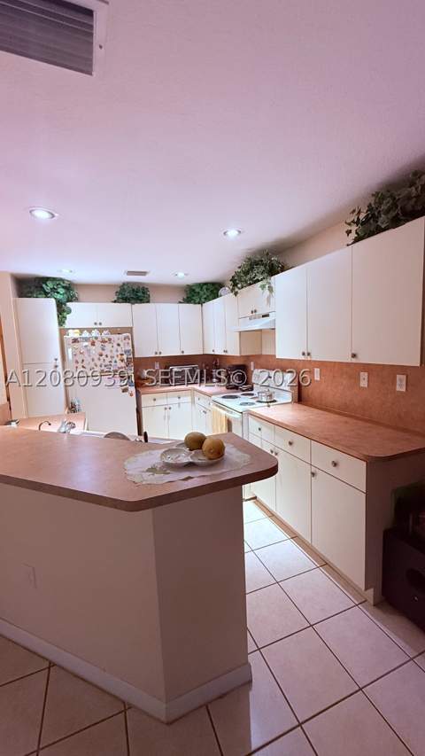 4729 SW 163rd Pl, Miami FL - photo 10 of 30