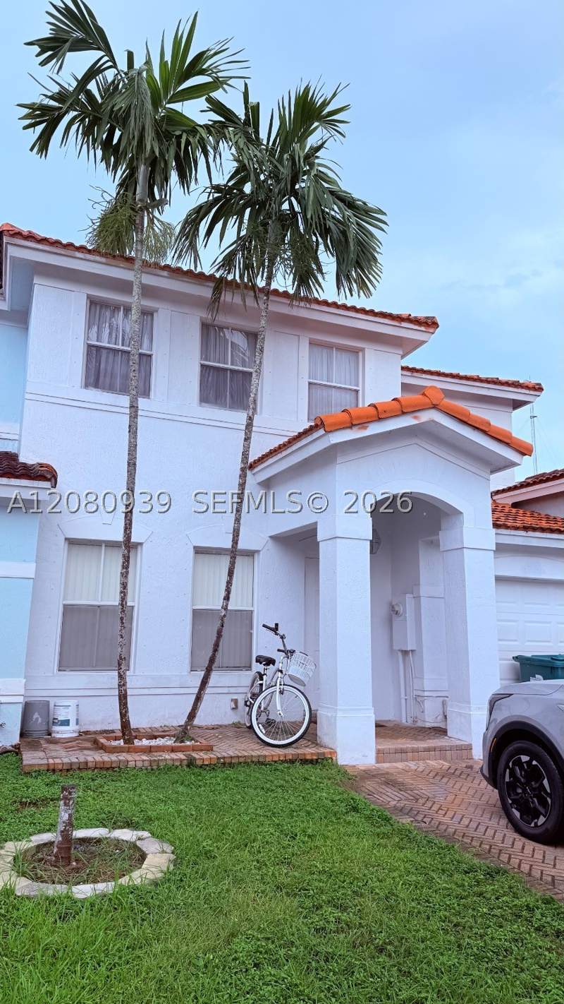 3 bedroom Townhouse at 4729 SW 163rd Pl, Park Lakes Sec 3, Miami — photo 2