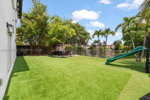 15931 SW 61st Ln, Miami FL - photo 7 of 39