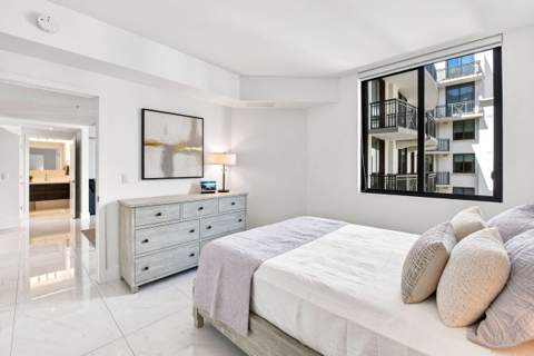 301 Altara Avenue 710, Coral Gables FL - photo 9 of 35