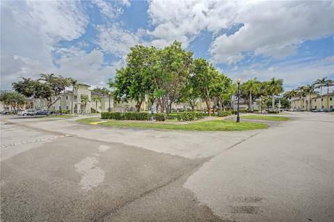 2630 NE 3rd Dr 202, Homestead FL - photo 24 of 25