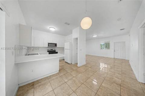 2630 NE 3rd Dr 202, Homestead FL - photo 6 of 25
