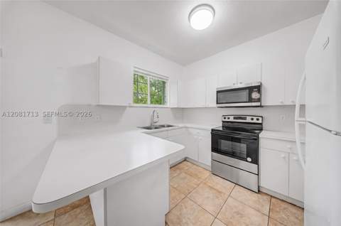 2630 NE 3rd Dr 202, Homestead FL - photo 7 of 25