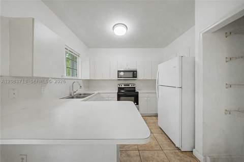 2630 NE 3rd Dr 202, Homestead FL - photo 8 of 25