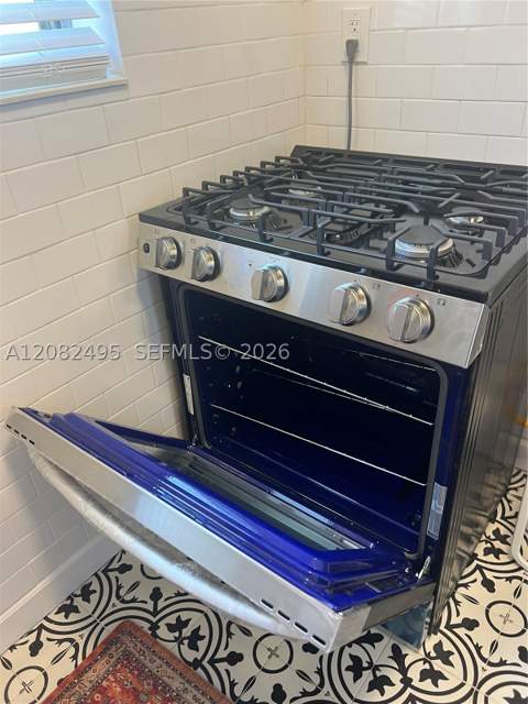 7720 Harding Ave 8, Miami Beach FL - photo 22 of 41