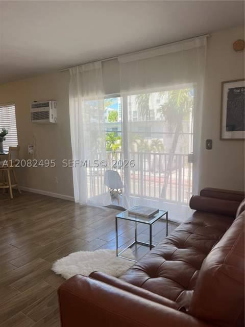 7720 Harding Ave 8, Miami Beach FL - photo 8 of 41
